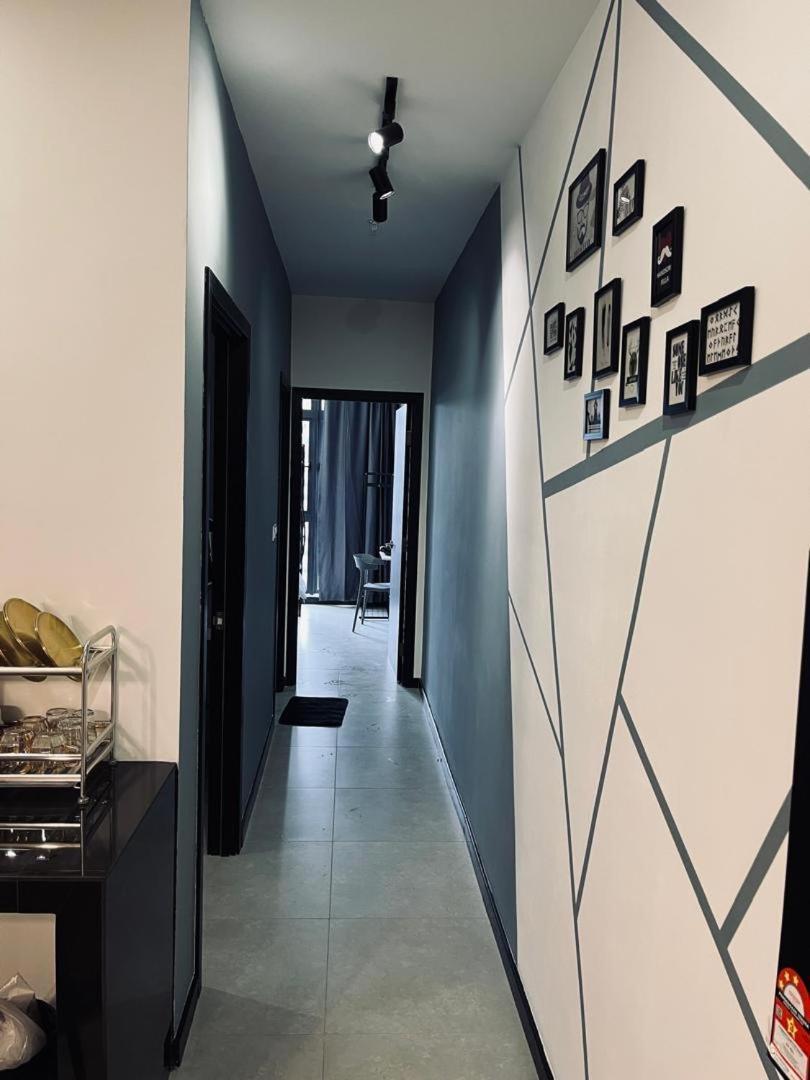 Neu 2 Bedroom Family