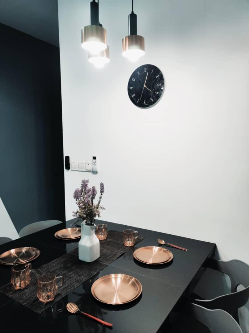 Neu 2 Bedroom Family